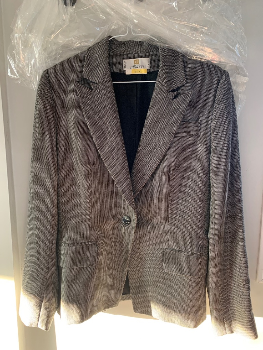Vintage Givenchy Couture Paris women’s blazer